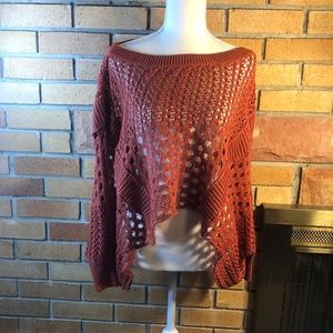 Cropped shark bite shrug